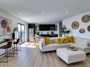 556A Market St #1B, Newark, NJ 07105