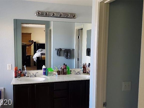 4th image of 2420 Briggsdale Ave
