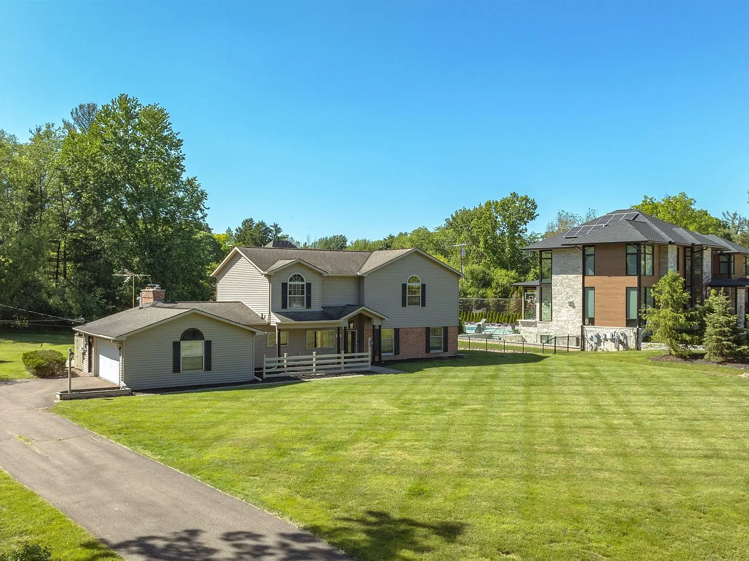 4 bed, 4.0 bath, 2784 sqft, $5,000 — Photo 4