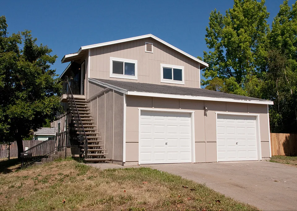 2111 Matson Dr