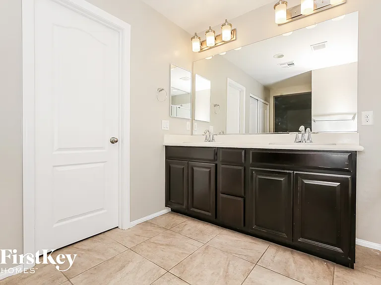 9337 Pearblossom Sky Ave — Photo 10