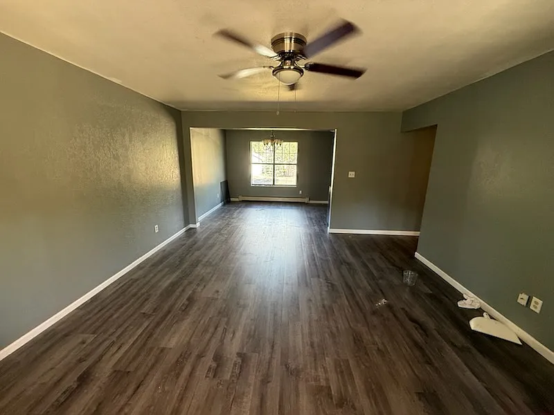 198 Aspenglow Blvd #4