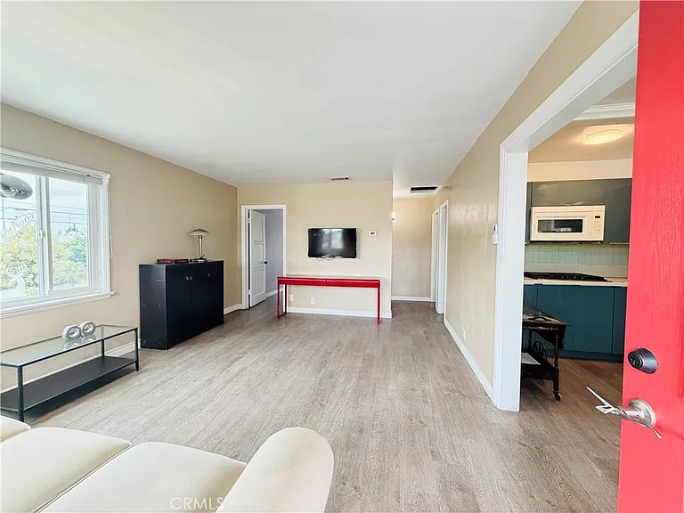9729 W Live Oak Ave — Photo 6