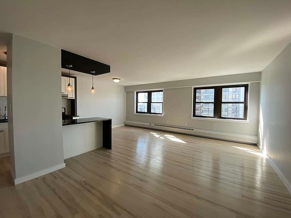 1st image of 260 Audubon Ave #21J