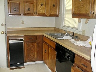 4th image of 808 W Clipper St