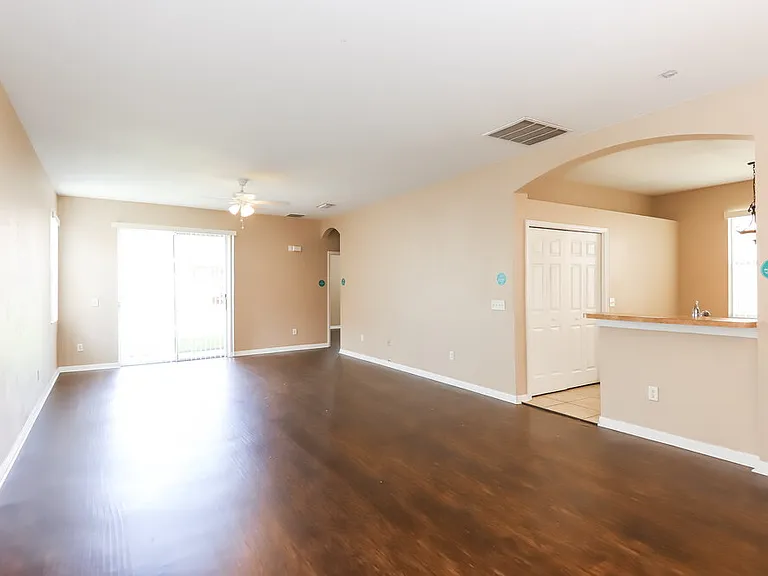 10330 Avelar Ridge Dr — Photo 4
