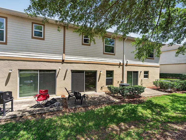 3842 Hampstead Ln — Photo 62