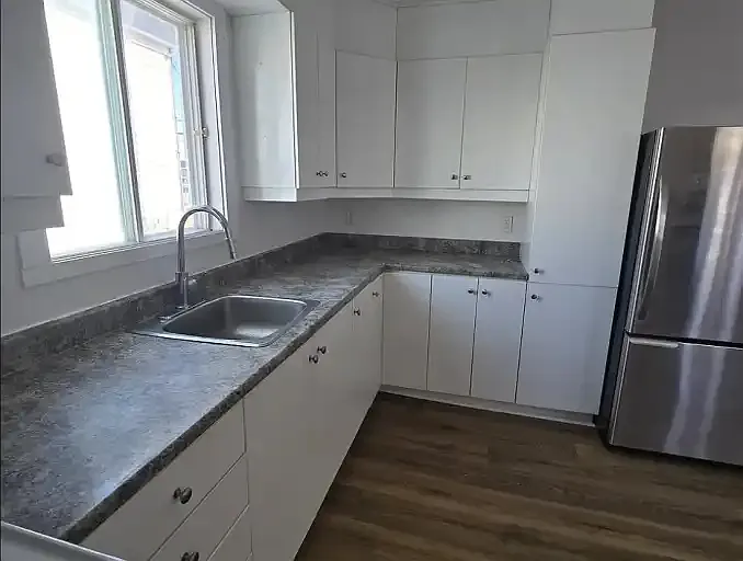 256 Hamilton St #1A — Photo 3