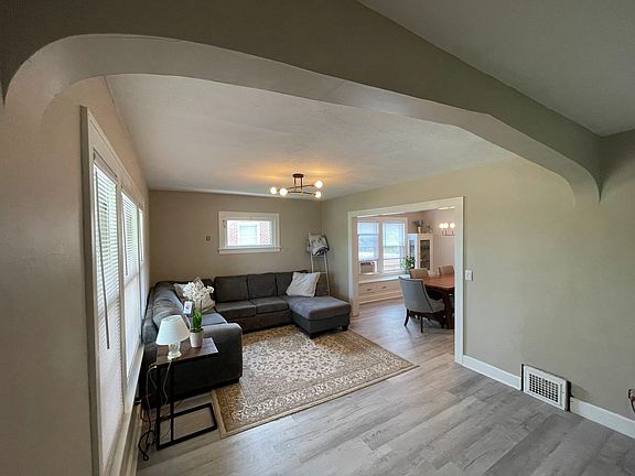5th image of 3333 Grantwood Dr