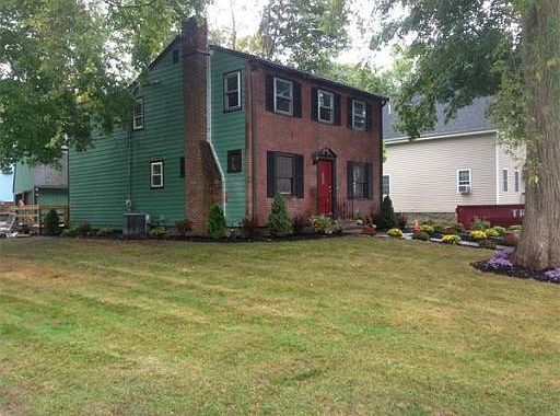 5th image of 31 Rockland St
