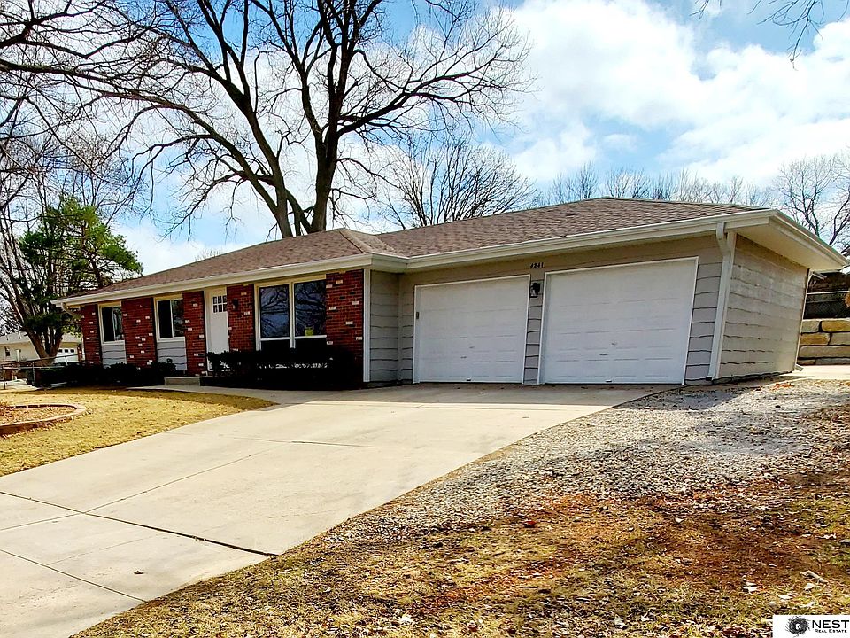 1st image of 4241 Briarpark Dr