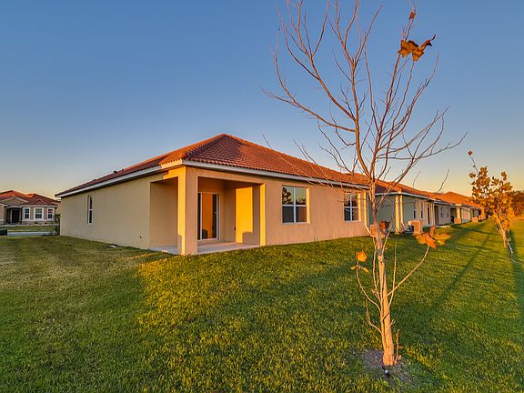 5th image of 3073 Sangria St
