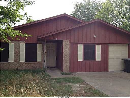 1st image of 1111 Dexter Dr S