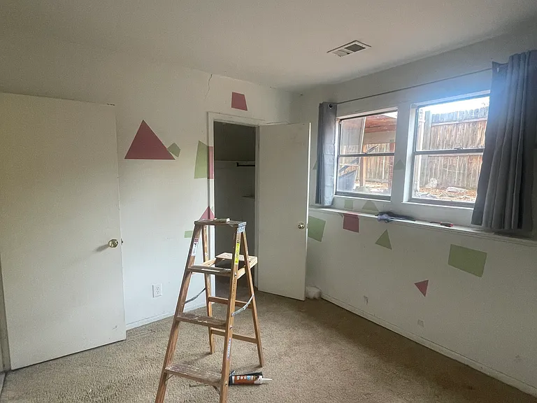 109 Pine St — Photo 4