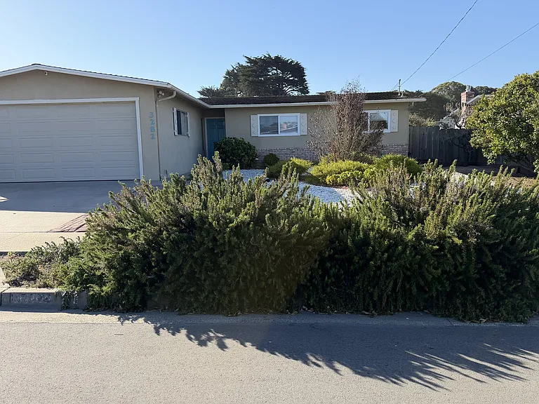 3282 Michael Dr — Photo 1
