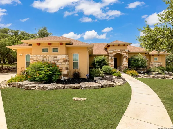 464 Upland Ct., Canyon Lake, TX 78133