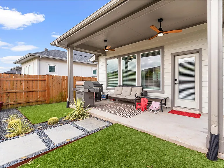 8317 Bestride Bnd — Photo 26