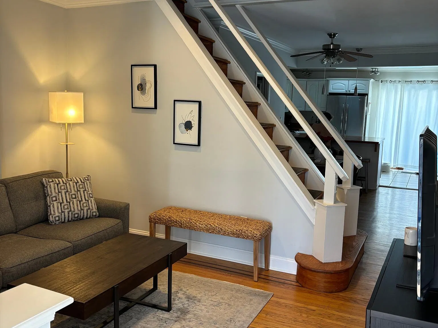 2 bed, 1360 sqft, $2,100 — Photo 2