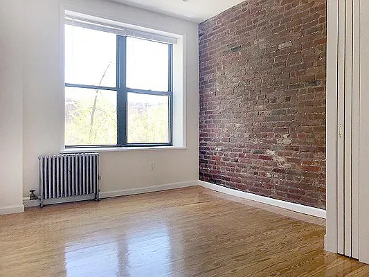 Rented by AJ Clarke | media 10