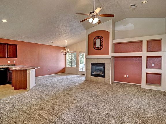 4th image of 2502 Candlewood Cir