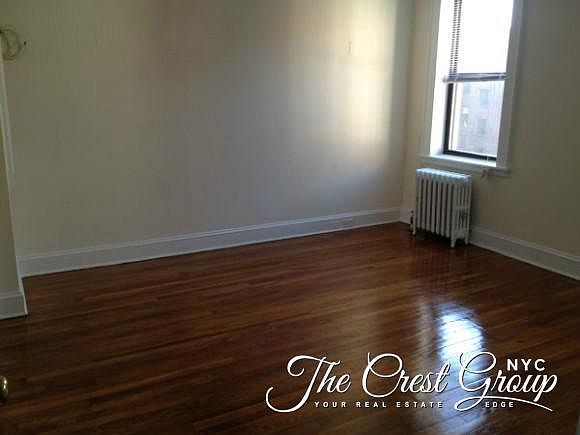 2nd image of 6819 Burns St #F5