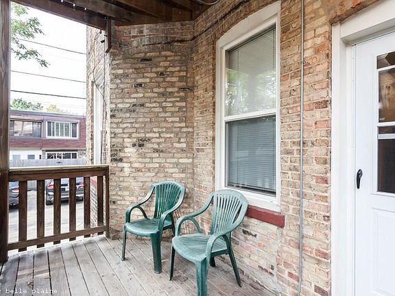 5th image of 1615 W Belle Plaine Ave #1327