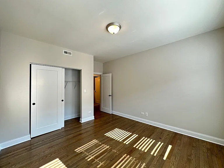 3409 W Fullerton Ave #B3 — Photo 17