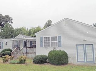 10707 Hornets Nest Rd, Gloucester, VA 23061