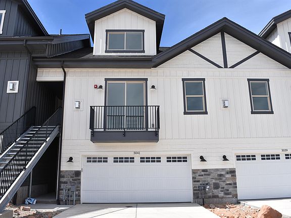 3rd image of 3041 W Cedar Dr #2