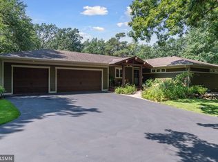 24 Shady Woods Rd, White Bear Lake, MN 55110