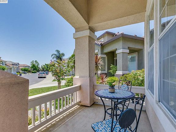 2nd image of 34601 Cascades Cir