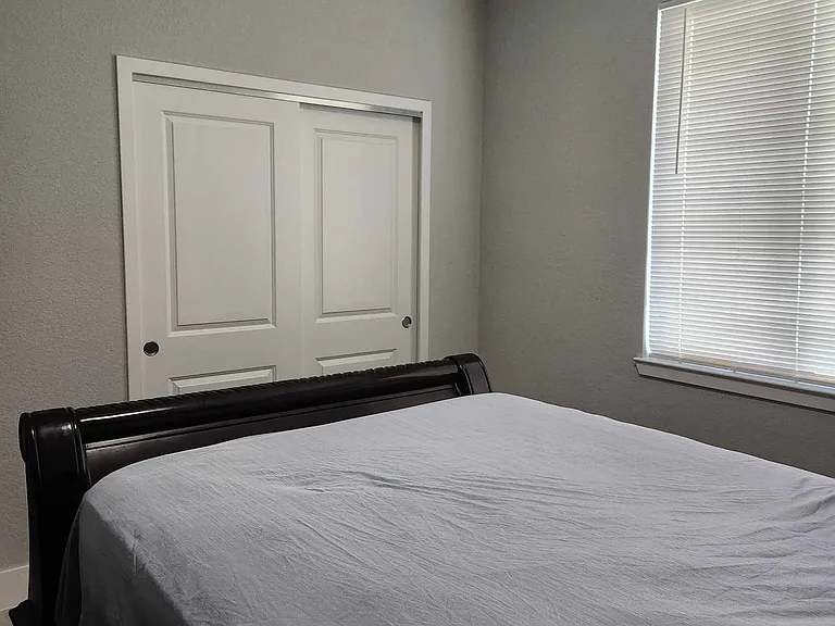 751 SW 5th St — Photo 23