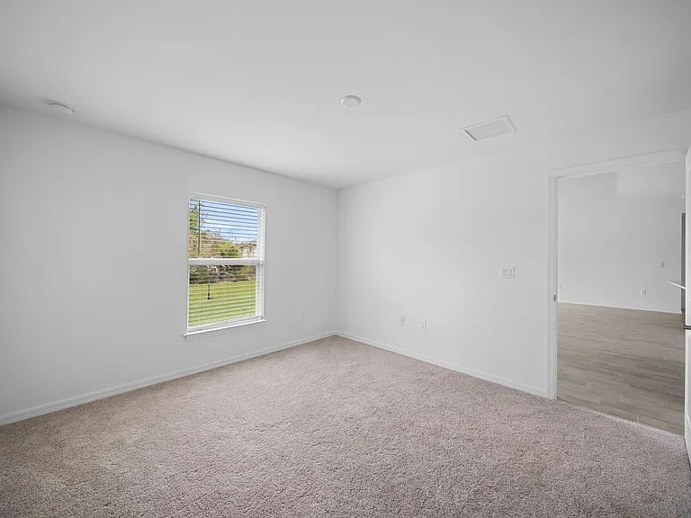 2815 24th St W — Photo 12