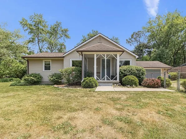 3155 La Salle Dr, Ann Arbor, MI 48108