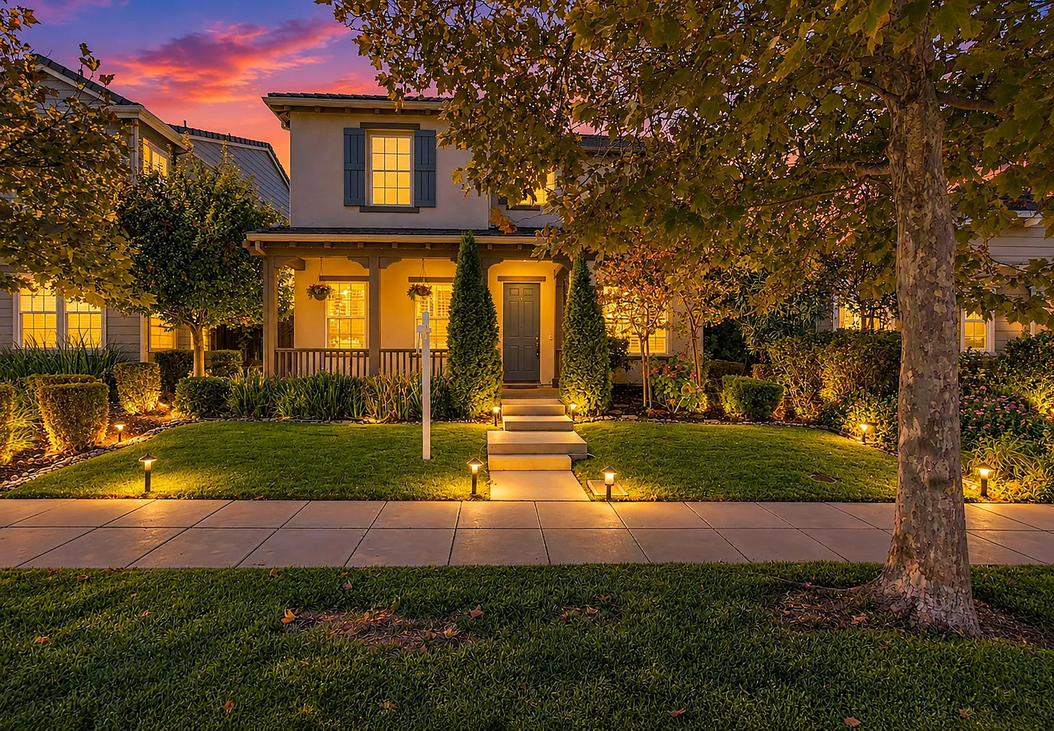 668 West Gravino Drive — Photo 1