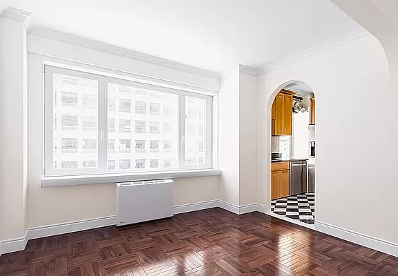 2nd image of 200 E 57th St APT 9J