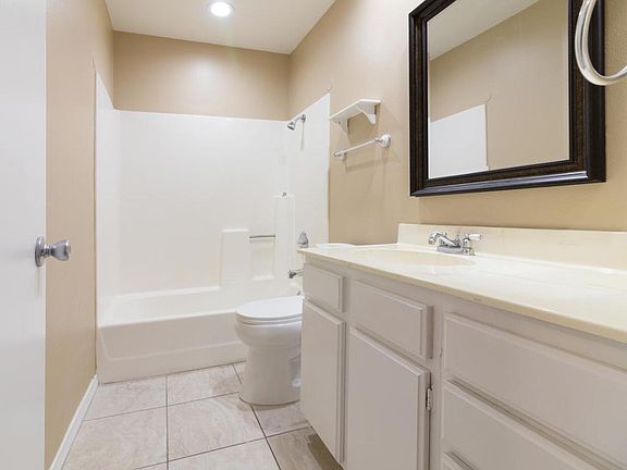 Main bathroom