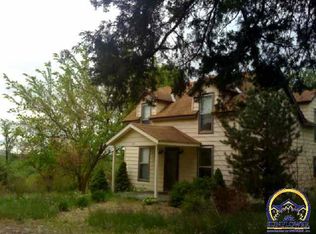 801 Washington St, Oskaloosa, KS 66066