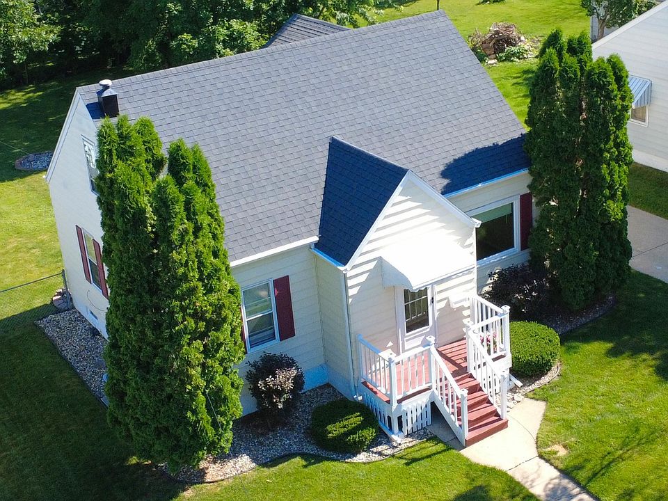 1st image of 1308 6th Ave NW