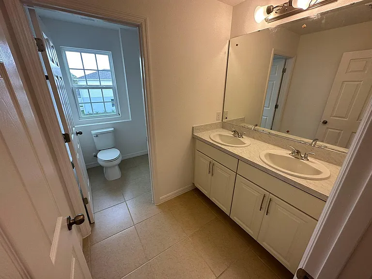 5273 Royal Point Ave — Photo 10