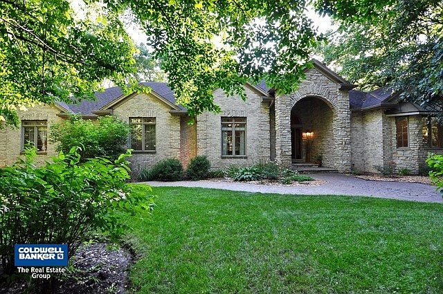 33133 Frank Lor Dr, Kingston, IL 60145 | Zillow