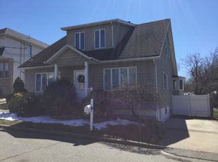 66 Poplar Ave, Staten Island, NY 10309