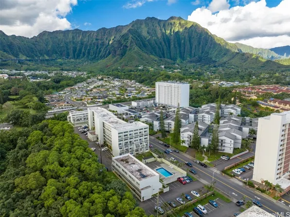 46-270 Kahuhipa St APT A403, Kaneohe, HI 96744
