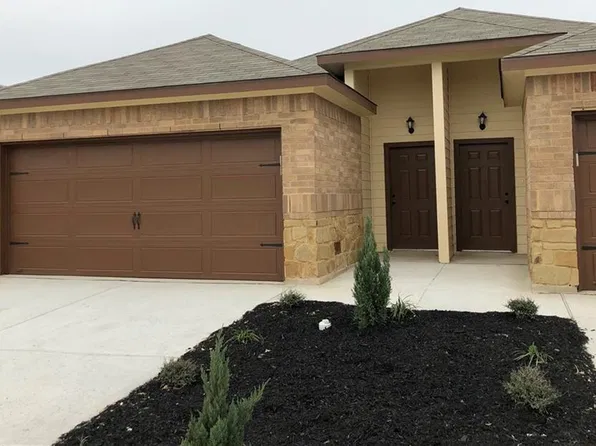 323 Joanne Loop #B, Buda, TX 78610
