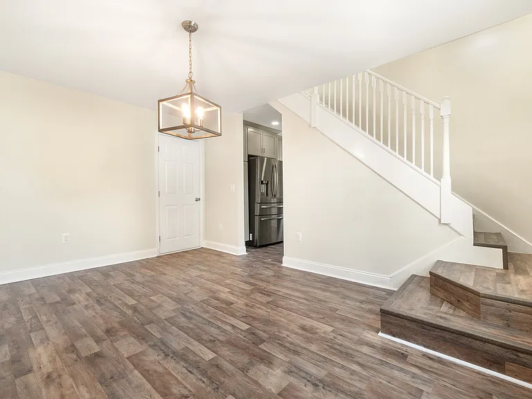 110 N Antietam St — Photo 7