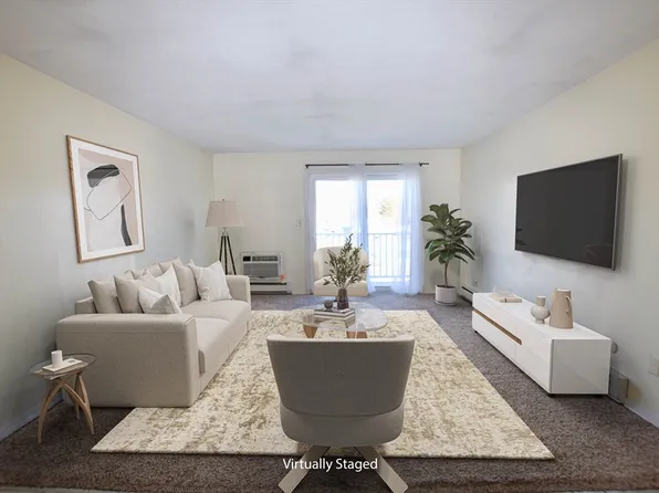 180 Main St APT B36, Bridgewater, MA 02324