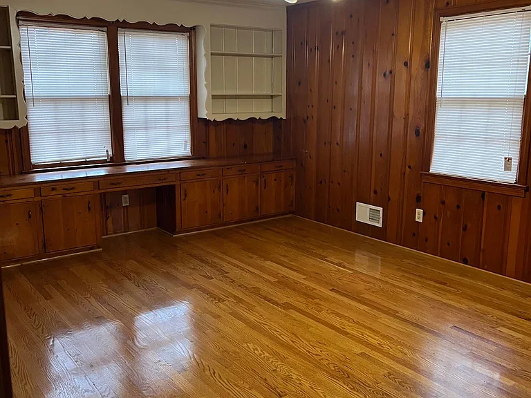 1006 S Kilbourne Rd — Photo 7