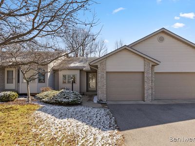 2606 Falcon Woods Dr NW, Grand Rapids, MI, 49534