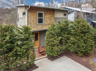 6 Stillwell St, Asheville, NC 28804