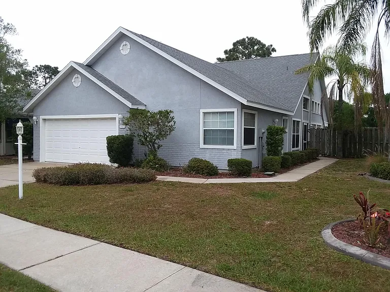 7813 Ontario Street Cir — Photo 2